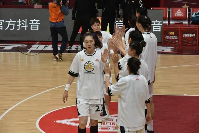 狠狠色做五月深爱婷婷
